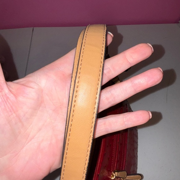 Giani Bernini Red Embossed Shoulder Bag - Picture 3 of 12